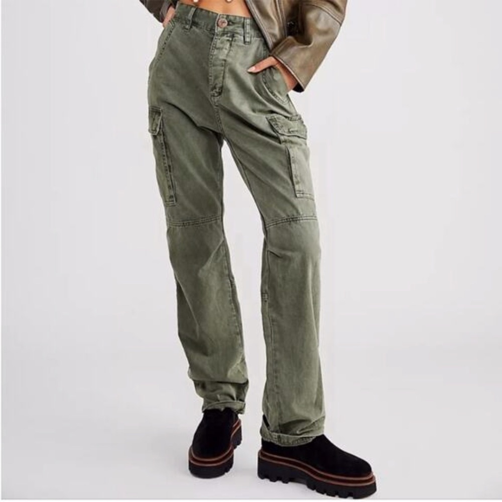 One Teaspoon Dark Khaki Cargo Motion Pants Size 27